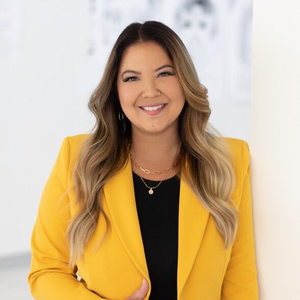 Land Listing Agent Photo