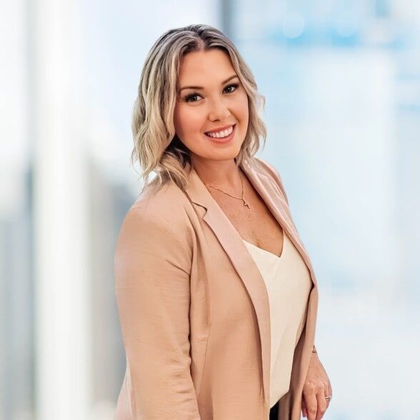 Land Listing Agent Photo