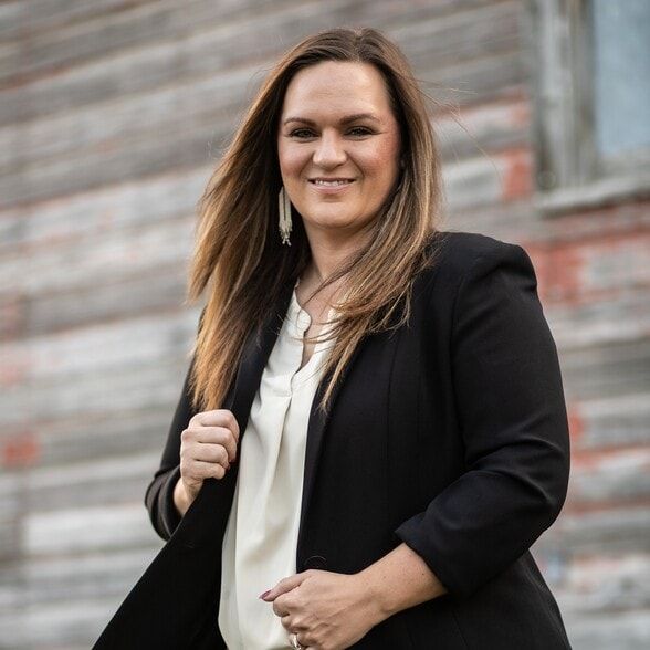 Land Listing Agent Photo