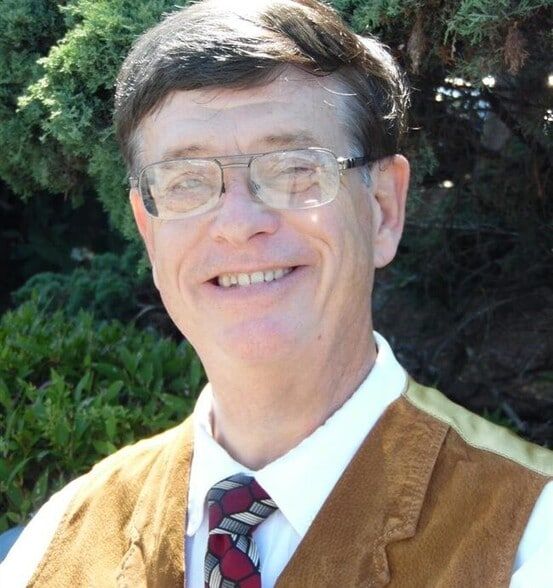 Land Listing Agent Photo