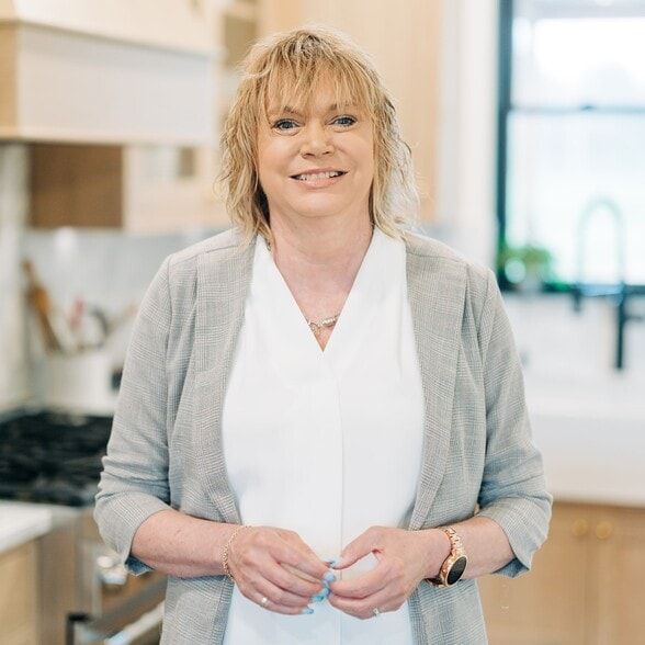 Land Listing Agent Photo