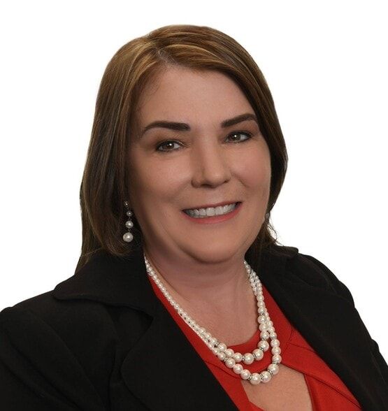 Land Listing Agent Photo