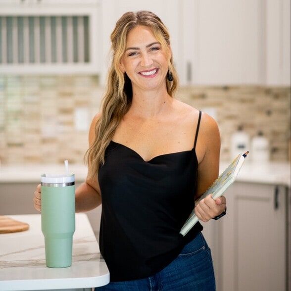 Land Listing Agent Photo