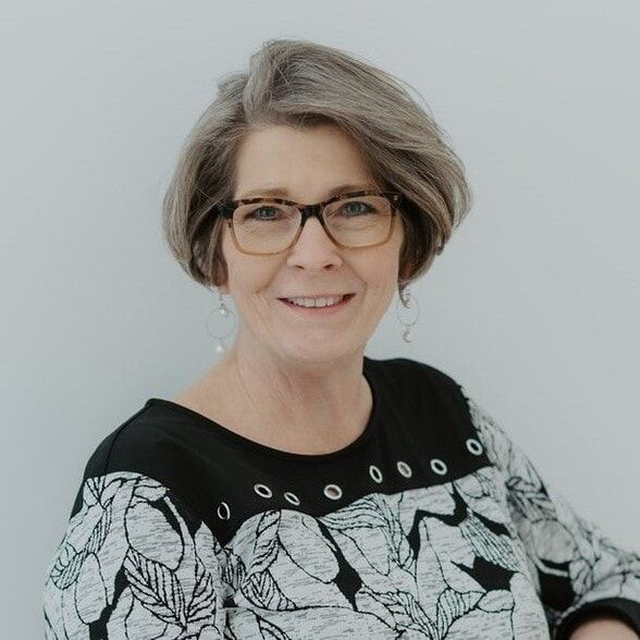 Land Listing Agent Photo