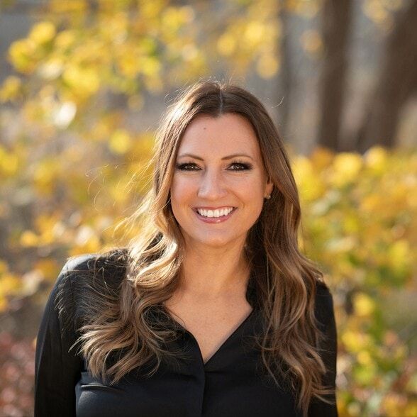 Land Listing Agent Photo