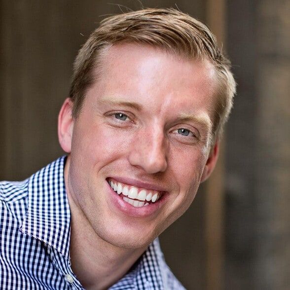 Land Listing Agent Photo