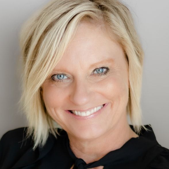 Land Listing Agent Photo