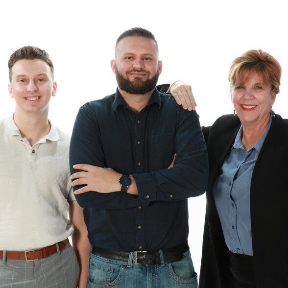 Land Listing Agent Photo