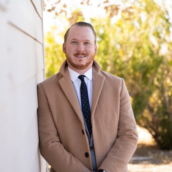 Land Listing Agent Photo