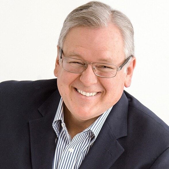 Land Listing Agent Photo