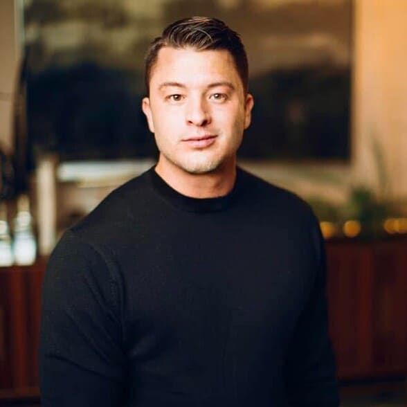 Land Listing Agent Photo