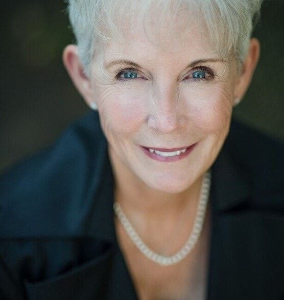 Land Listing Agent Photo