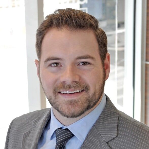 Land Listing Agent Photo