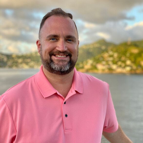 Land Listing Agent Photo