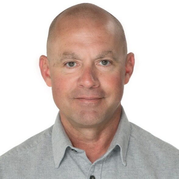 Land Listing Agent Photo