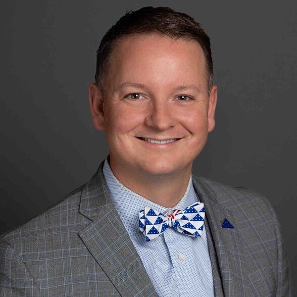 Land Listing Agent Photo