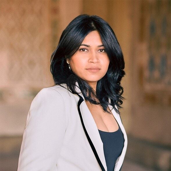 Land Listing Agent Photo