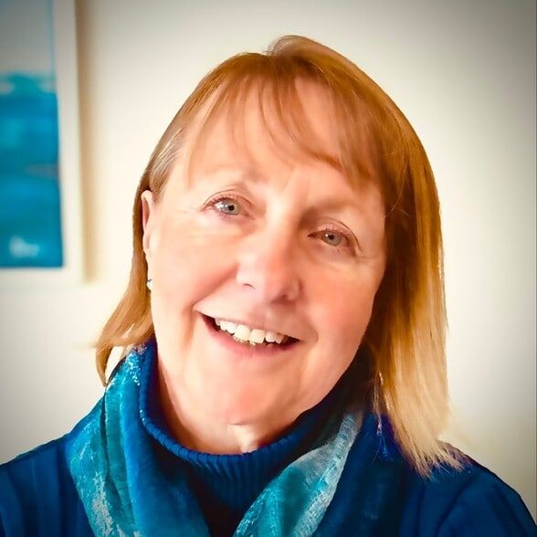 Land Listing Agent Photo