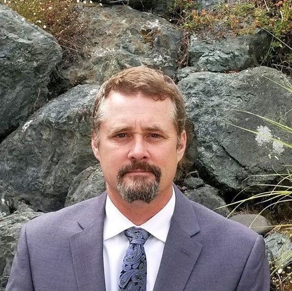 Land Listing Agent Photo