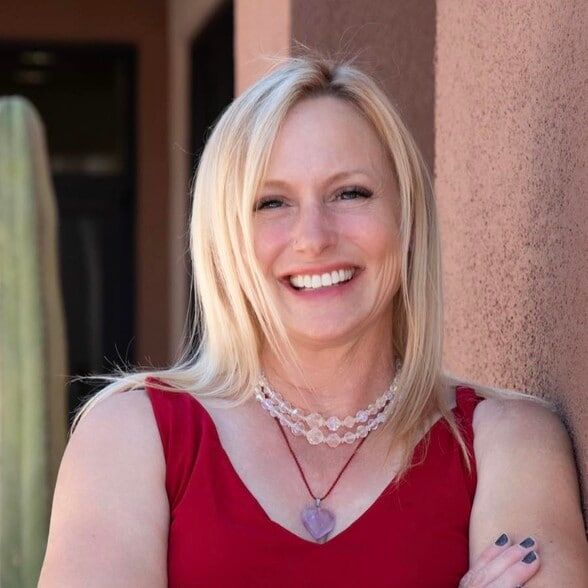 Land Listing Agent Photo