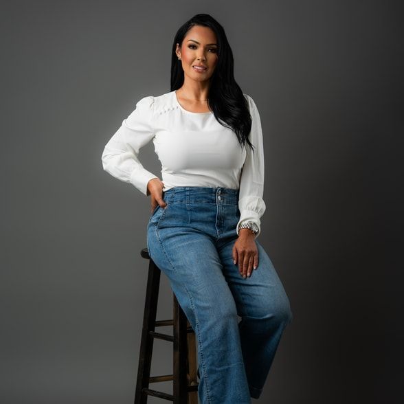 Land Listing Agent Photo