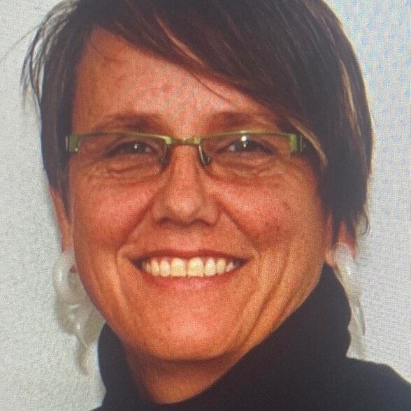 Land Listing Agent Photo