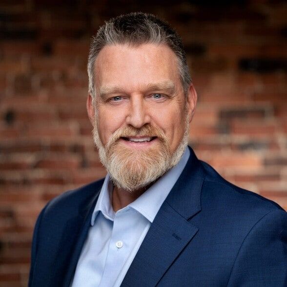 Land Listing Agent Photo