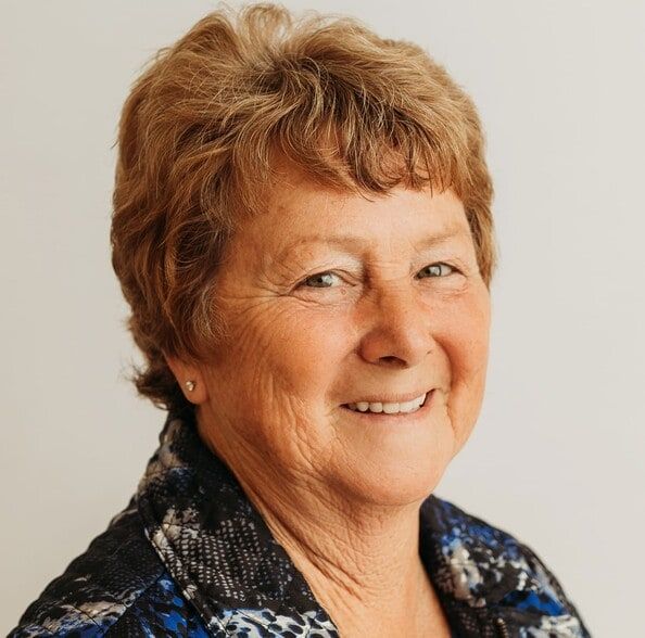 Land Listing Agent Photo