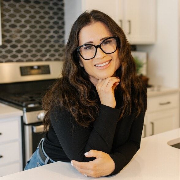 Land Listing Agent Photo