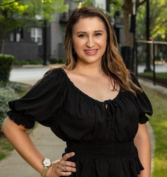 Land Listing Agent Photo