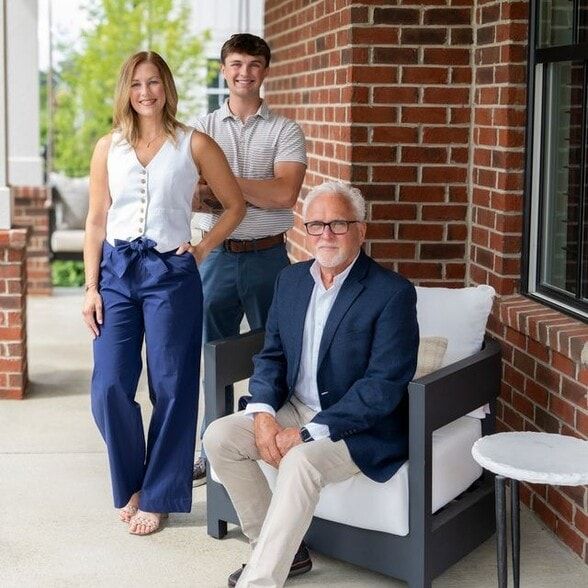 Land Listing Agent Photo