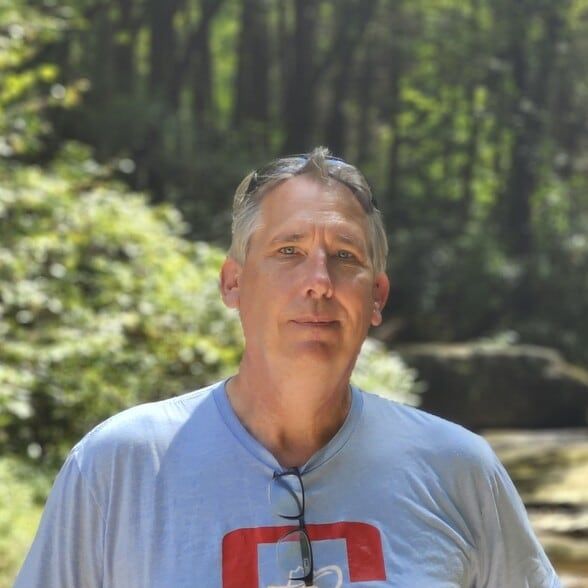 Land Listing Agent Photo