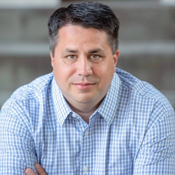 Land Listing Agent Photo