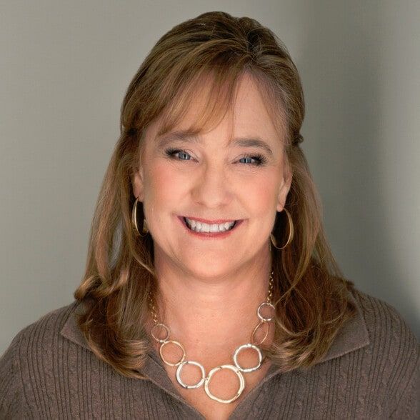 Land Listing Agent Photo