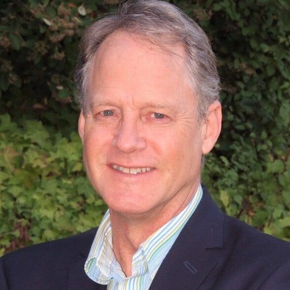 Land Listing Agent Photo