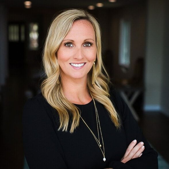 Land Listing Agent Photo