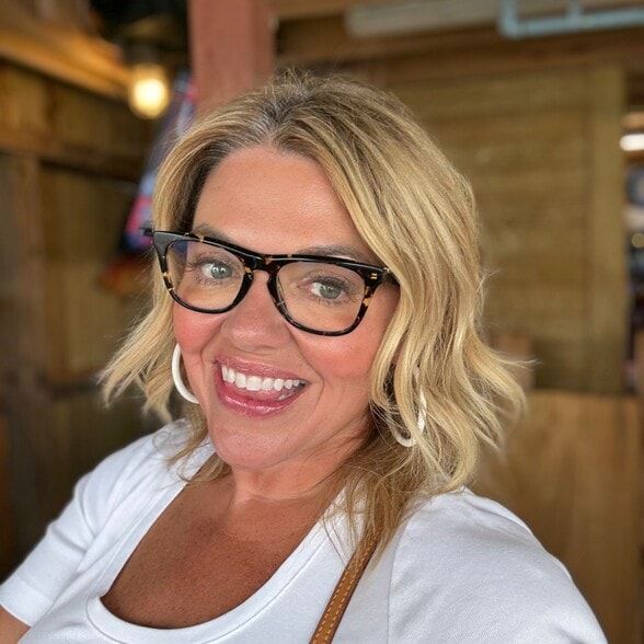 Land Listing Agent Photo