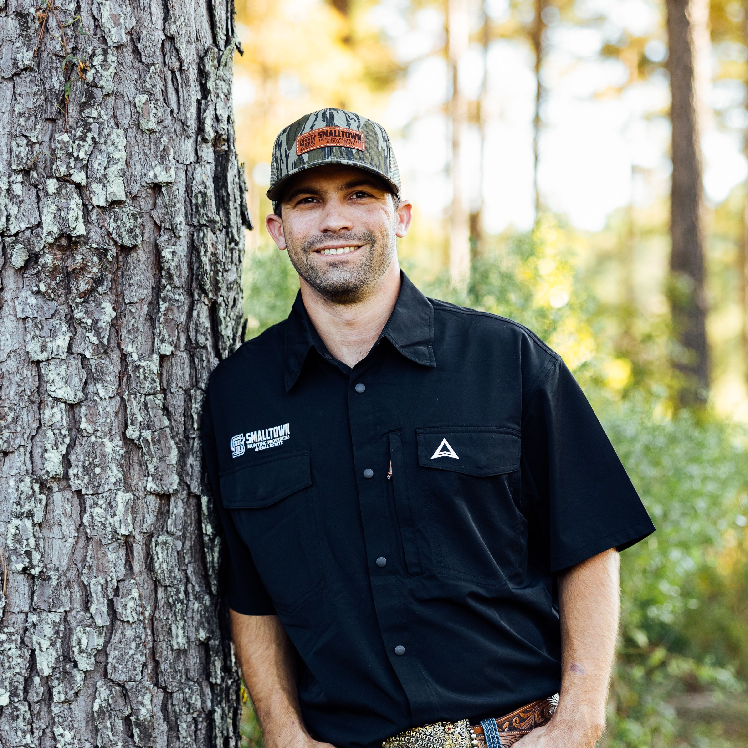 Land Listing Agent Photo