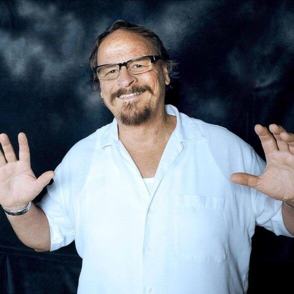 Land Listing Agent Photo