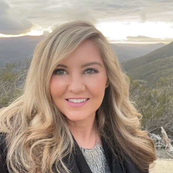 Land Listing Agent Photo