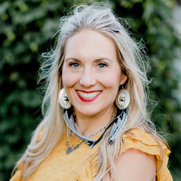 Land Listing Agent Photo