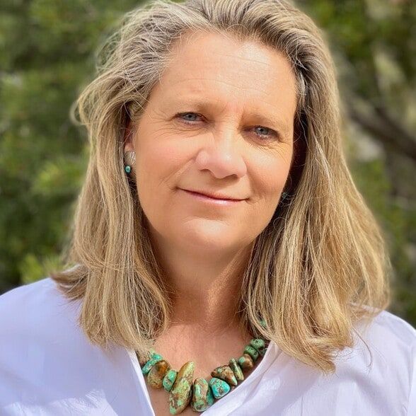 Land Listing Agent Photo