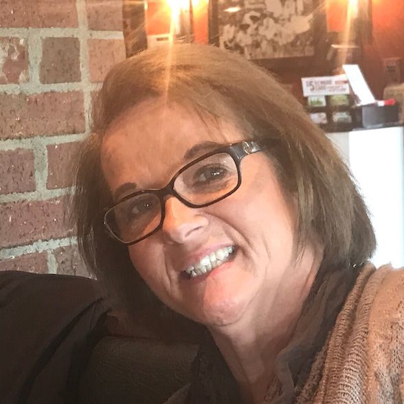 Land Listing Agent Photo