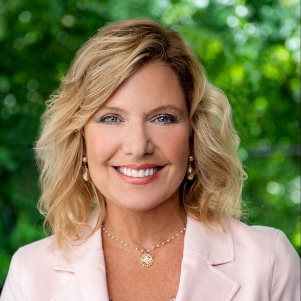 Land Listing Agent Photo