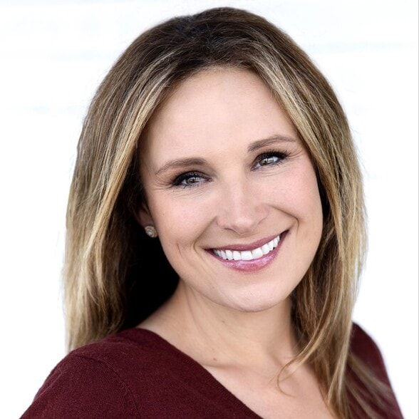 Land Listing Agent Photo