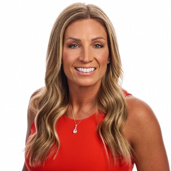 Land Listing Agent Photo