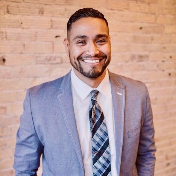 Land Listing Agent Photo