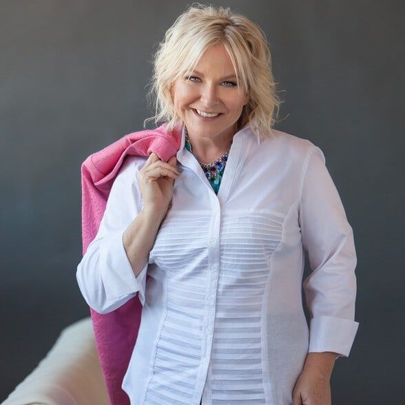 Land Listing Agent Photo