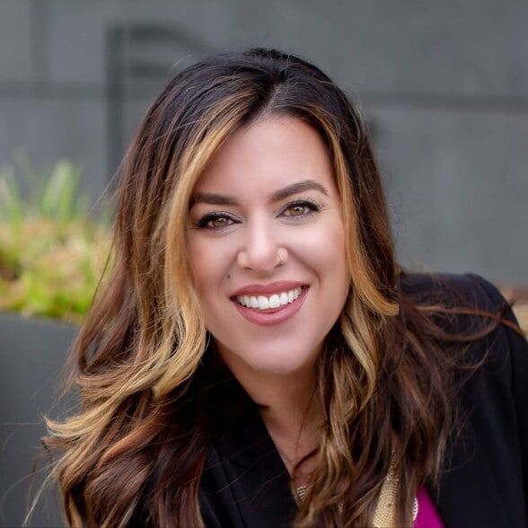 Land Listing Agent Photo