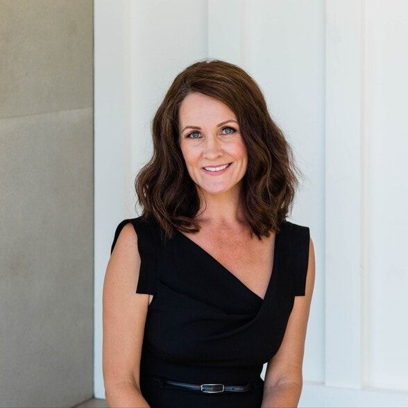 Land Listing Agent Photo